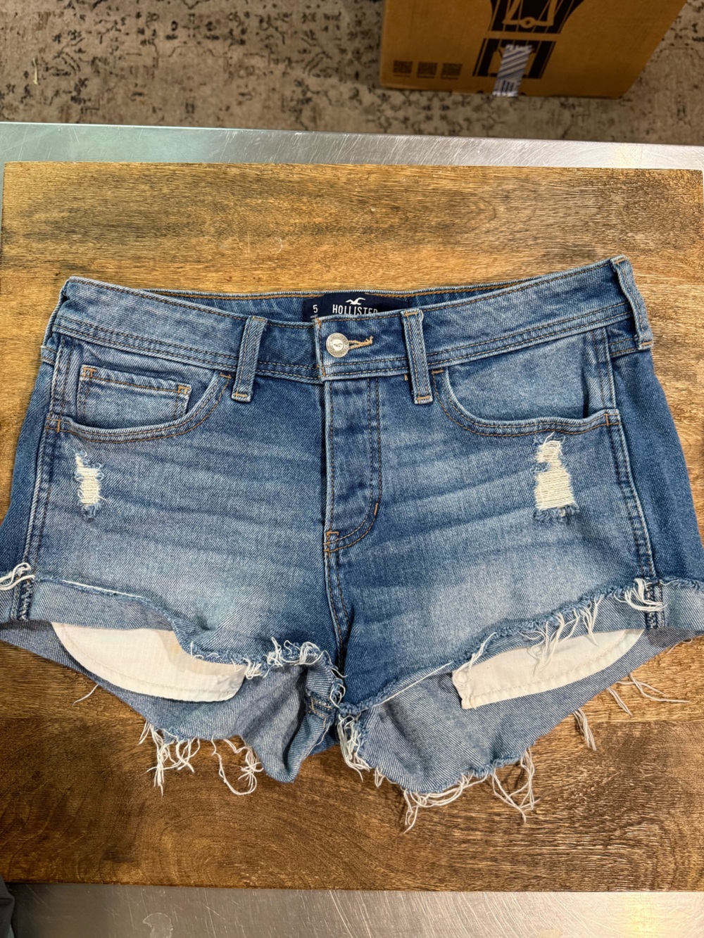 Hollister Low Rise Boyfriend Vintage Stretch Blue Denim Jean Shorts